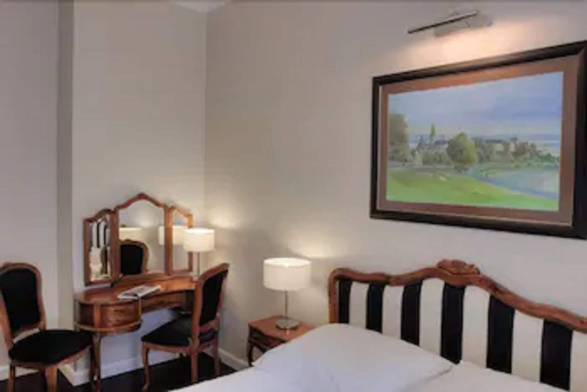 Hotel Senacki كراكوفيا المظهر الخارجي الصورة