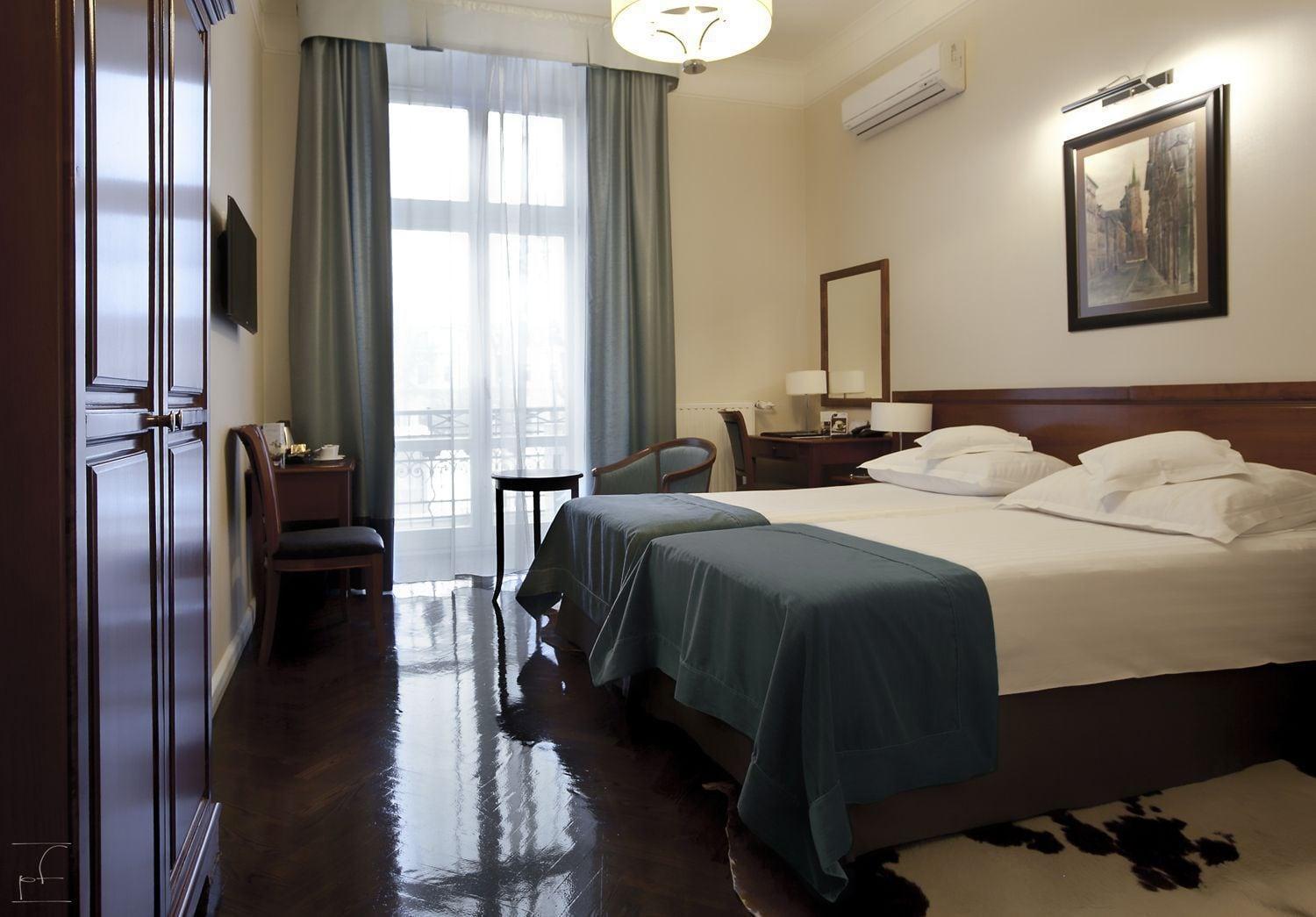 Hotel Senacki كراكوفيا المظهر الخارجي الصورة